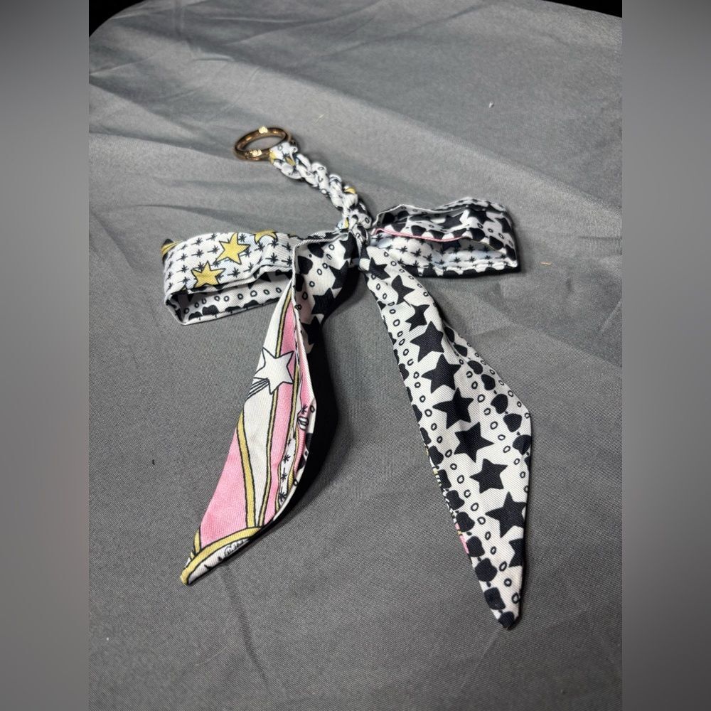 Stylish Star Print Keychain Scarf - Pink & Black